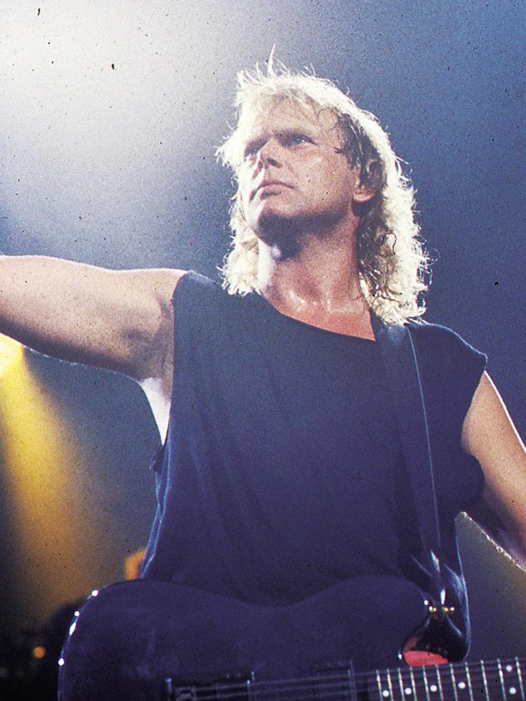 fashionfirst_au tweet media