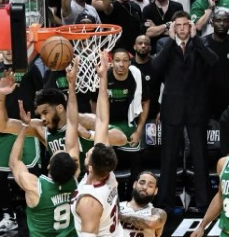 Taylor Snow tweet media