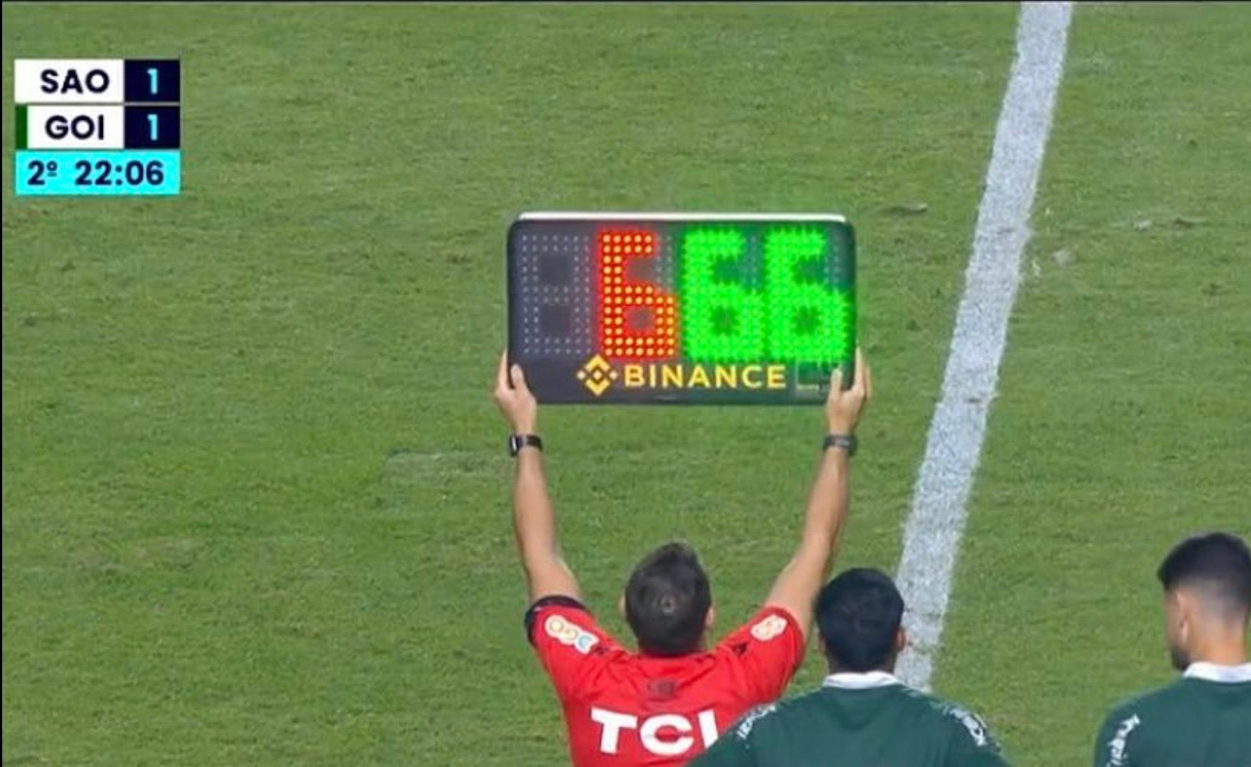 out-of-context-football-on-twitter-https-t-co-sc52xn18sh-twitter