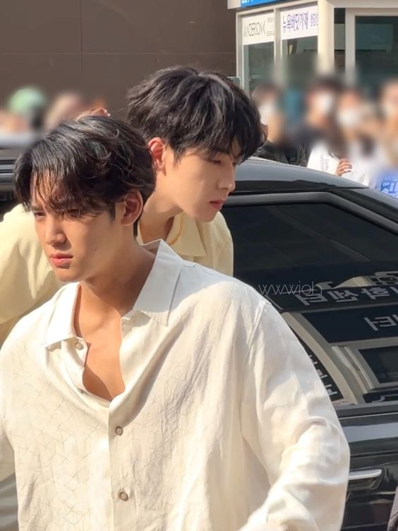 onewoory's tweet photo. a minwon oneshot where for some reason, their divorce always falls through https://t.co/w3cVRcfN2b