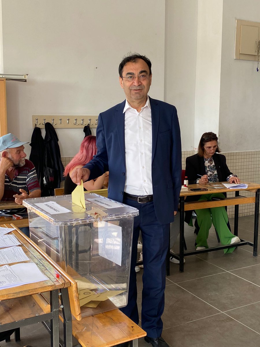 Demokrasi, insan hakları ve hukuk devleti'nin kazanması dilegiyle...