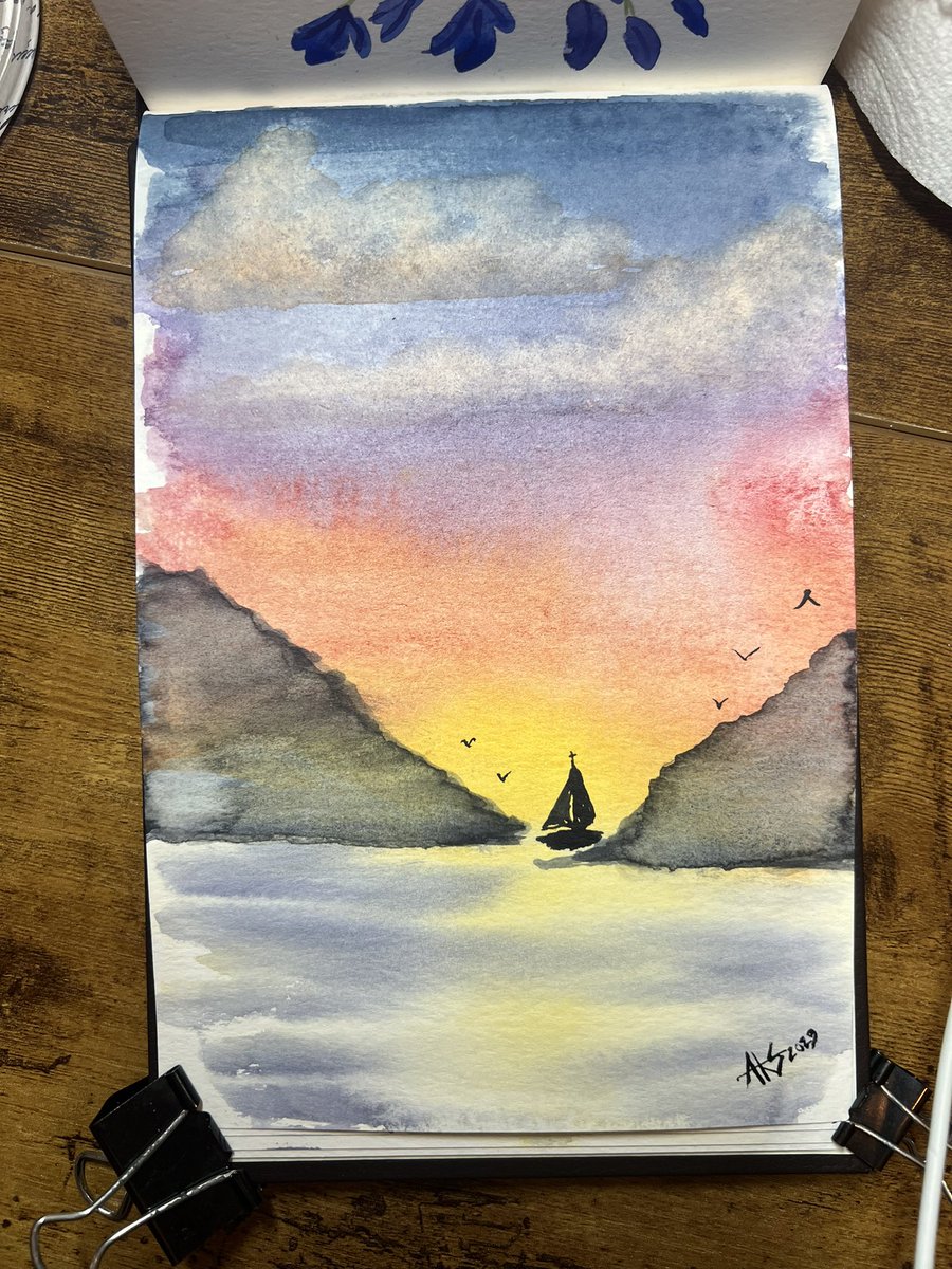 A little late night experiment(s) in watercolor #NewbWatercolor #ComeSailAway