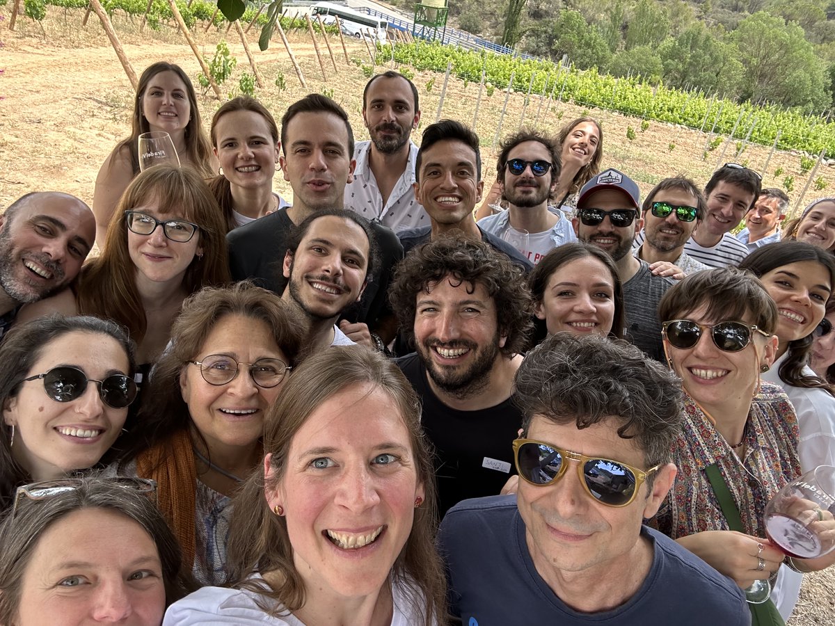 Still speechless! Past and current lab members came to Barcelona from all-over the globe for the 20th year anniversary of our lab at @CRGenomica @the_prbb !