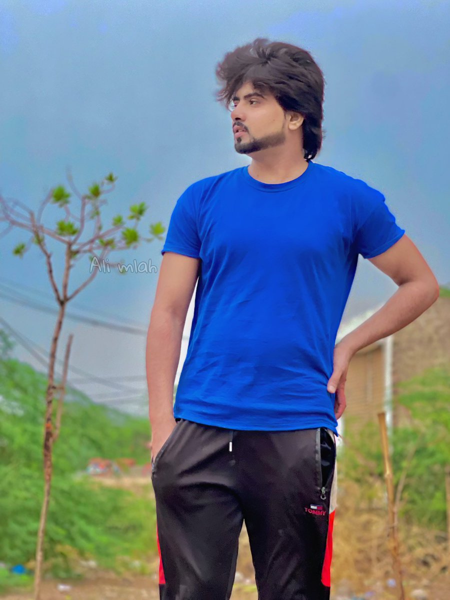Ali_mlah1's tweet photo. یہ تیرا حق ہے تجھے غور سے دیکھا جائے..!!
کبھی ملو کہ مجھے یہ فرض ادا کرنا ہے..!! 🙂🖤
#urducaption #photooftheday #lalian #followmypage #hairstyles https://t.co/dzvoOxSDgX