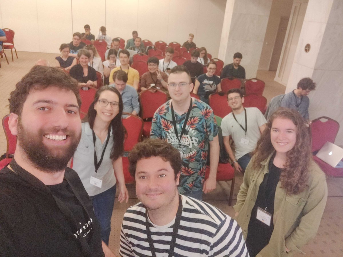 The Knowledge Graph Construction #KGCW23 is starting now in the Hermes room! 

Full program: w3id.org/kg-construct/w…