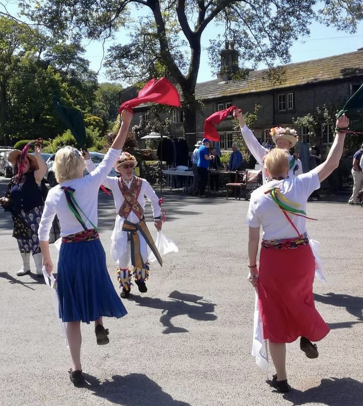WinsterMorris's tweet photo. Fabulous day in Middleton By #Youlgrave #PeakDistrict
Winster #Morris can next be seen dancing at #TheBullsHead #Monyash on Tuesday 30th May at 7.45pm & 8.45pm. ππ https://t.co/l4GtnXaYe3