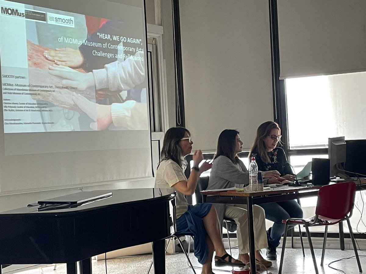 smooth_h2020's tweet photo. We start the third and last day of the #SMOOTHConference!! 💪
We have two panels in the morning:
🏫Challenges and Reflections on #EducationalCommons
📝 Post-digital practices of #EducationalCommons
Stay tuned 👉 https://t.co/mw7AoAvqQL https://t.co/8O40FbEUqO