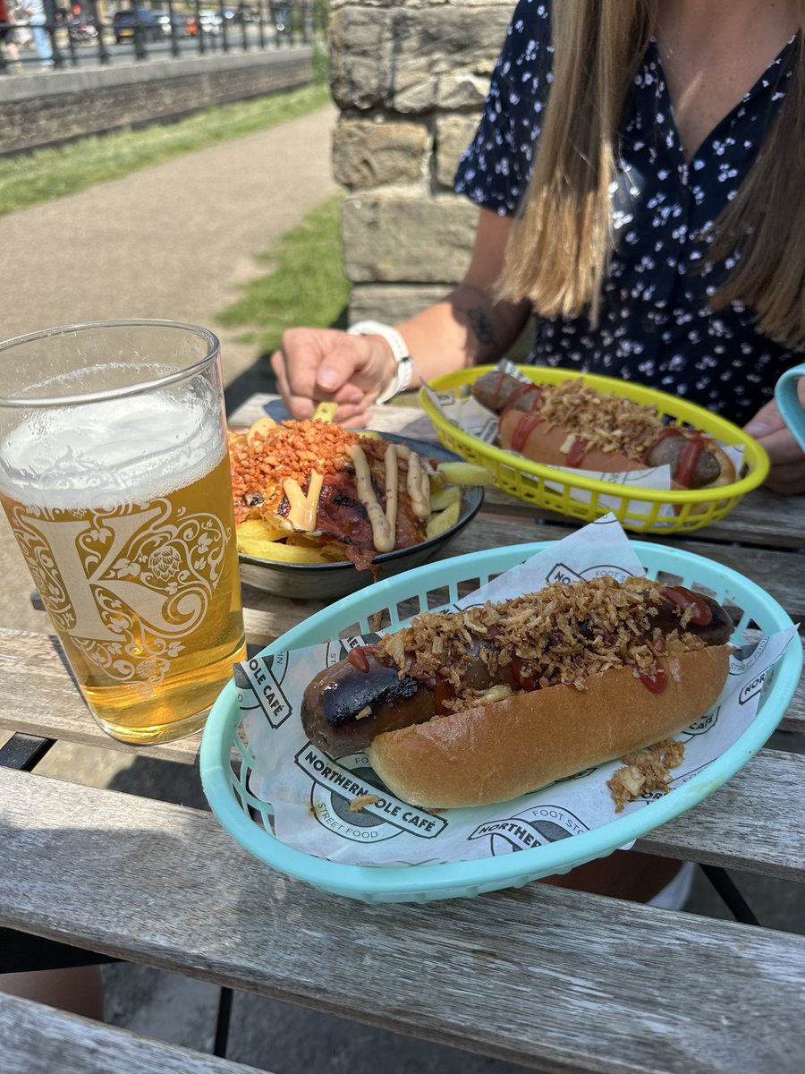 Then the afternoon was spent by the canal, at the great <a href="/northernsoleca1/">northernsolecafe</a> in Slawit 👌🏼