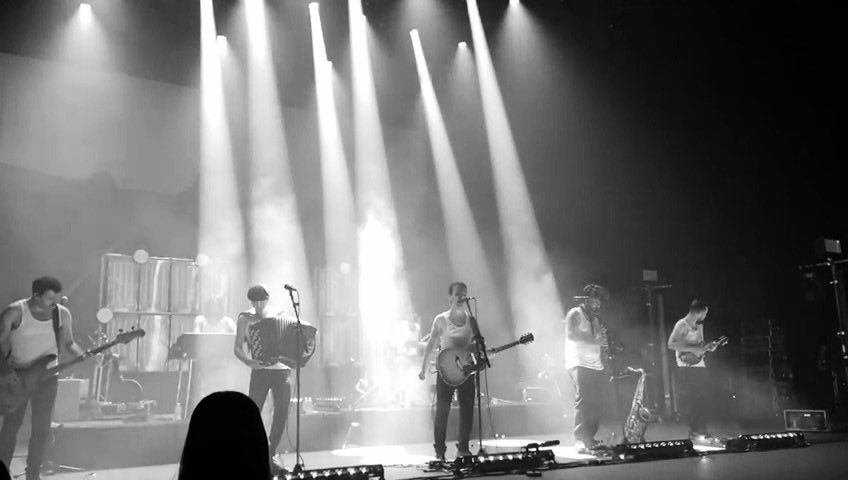 callelfoo's tweet photo. Ayer vimos a nuestros Héroes del Sábado... y fue INCREÍBLE🌟

Gracias por el conciertazo @estoesLaMODA https://t.co/qjCrZ2LIPV