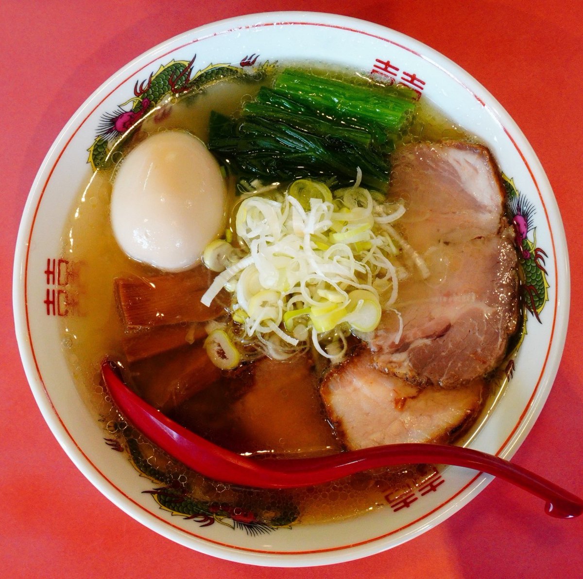 レビューを投稿しました『義けんラーメン』11:45頃 初訪。 車は…