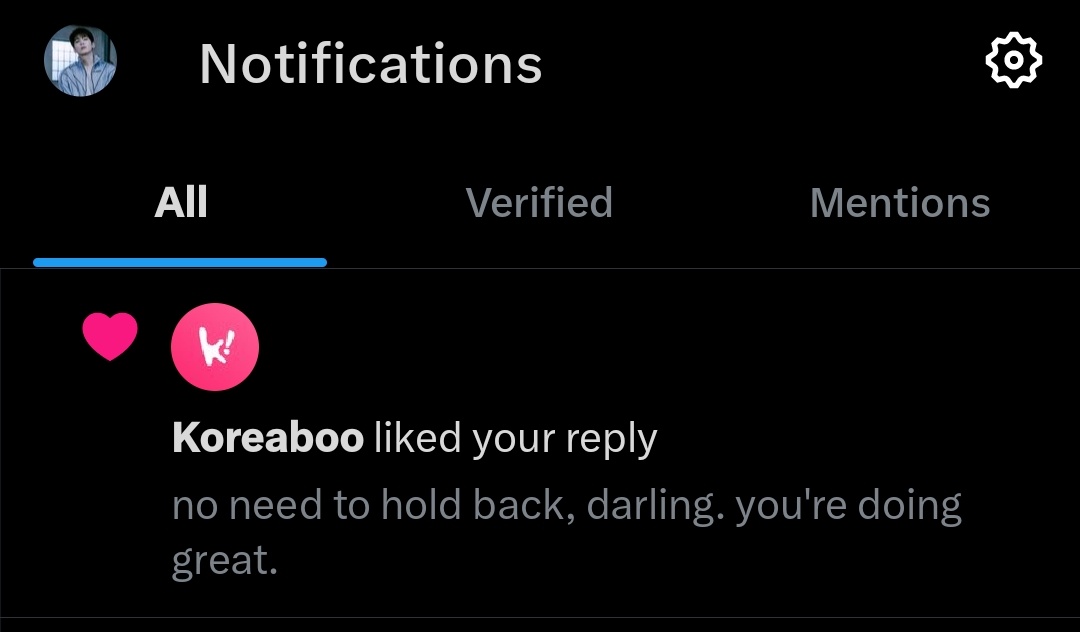 did koreaboo just like my reply 😂