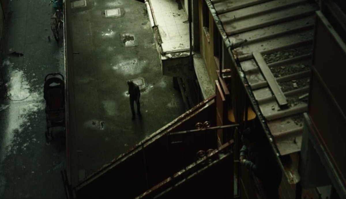 TellGate___'s tweet photo. On commence Gomorra (l'épisode 1 est trop lourd) #TGGM https://t.co/ooZqdF3vkG