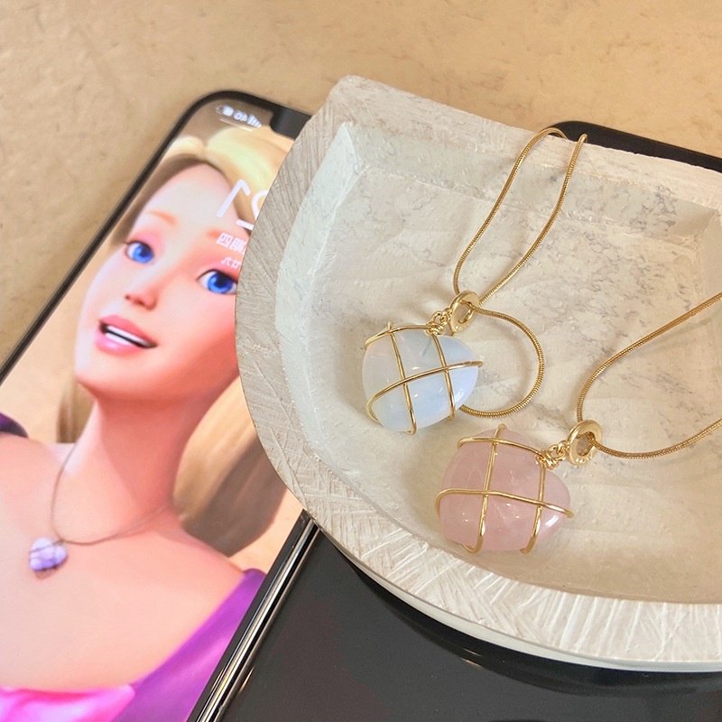 abtjanuary's tweet photo. Barbie diamond castle heart necklace 

⭐ 4.9
🖇 https://t.co/toqbrsPtBk https://t.co/CiJxcvs8Ua