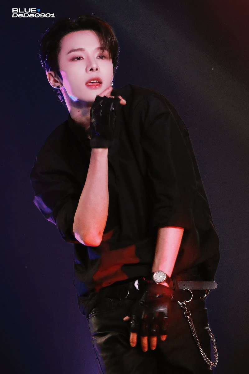 BLUEDeDe0901's tweet photo. 20230528
🔥🌹🧛

#천지안위 #CHENJIANYU #チェンジェンユ #OnTheWayToYou #FANMEETING #JAPAN #BOYSPLANET #보이즈플래닛 https://t.co/8hmVTNyGzV