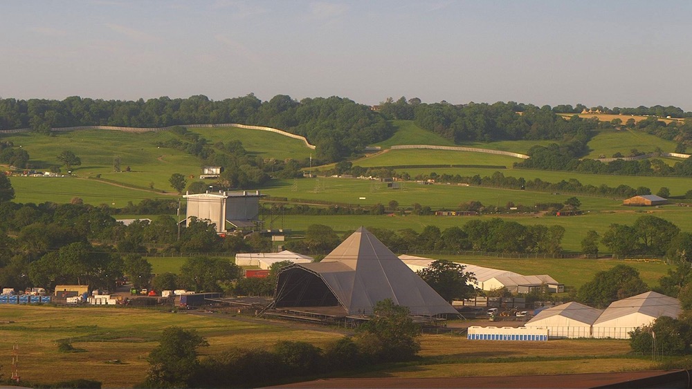 GlastoFestFeed's tweet photo. Mornin'! ππ Itβs been very busy down on the Farm since our last #BuildProgress update, but apart from the Pyramid and Other stages standing tall, the Park has also come into formation, with work on Arcadia β alongside toilet signs, mobile masts and moreβ¦ πβ¨
#Glastonbury2023 https://t.co/vGU0osubsZ