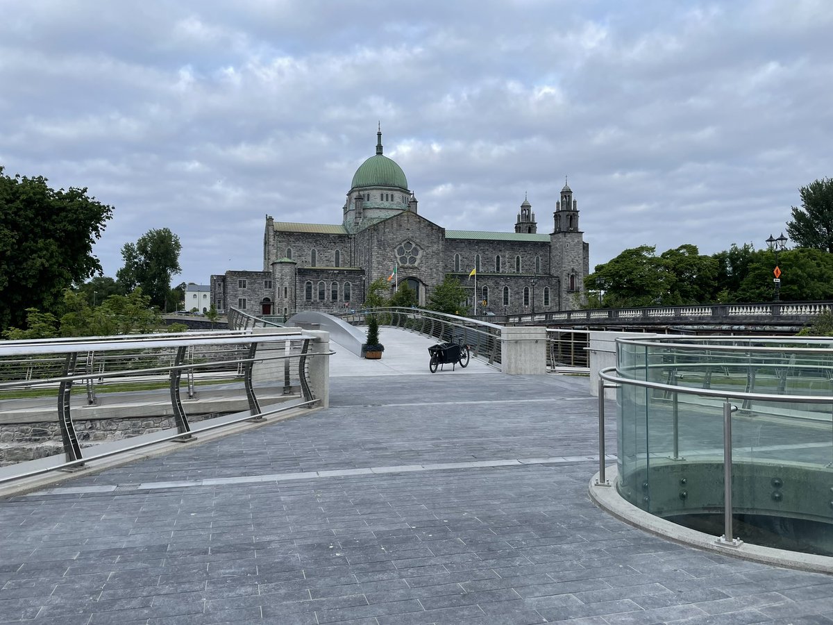 Early Sunday… a few people around but a quite space at this hour. #publicrealm #galwaybybike
