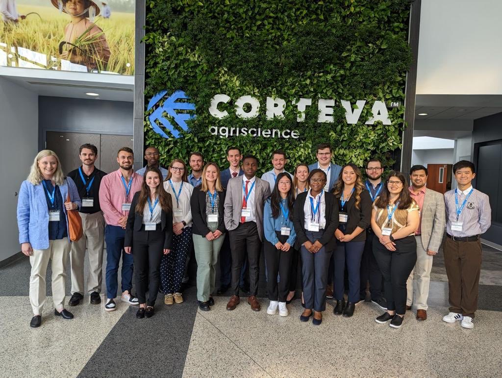 Arkajyoti Sengupta (@arkaseng) on Twitter photo Last week I had a great time at #Corteva2023Scholars meeting. Learnt a lot about #agriscience and exciting chemistry from other scholars. Thanks to <a href="/corteva/">Corteva Agriscience</a> for hosting us and sharing ur #science. Special thanks to @JanelleKKirsch , <a href="/T_K_Shah/">Tejas K. Shah</a> and team. Last week I had a great time at #Corteva2023Scholars meeting. Learnt a lot about #agriscience and exciting chemistry from other scholars. Thanks to <a href="/corteva/">Corteva Agriscience</a> for hosting us and sharing ur #science. Special thanks to @JanelleKKirsch , <a href="/T_K_Shah/">Tejas K. Shah</a> and team.