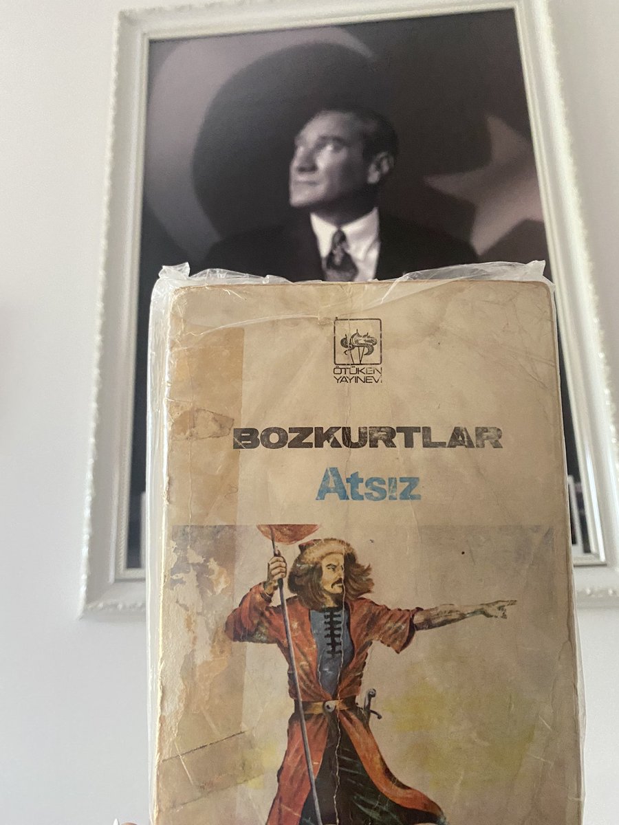 Atsız “Bozkurtlar” 1.baskısı olan hanımlar üzülmez, üzülmemeli.