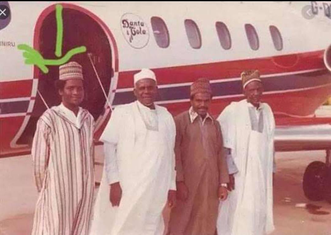 Dangote and his grandfather that gave him 500 000 to start a business in the 70s, one can sight the Dantata sticker on the private jet. Imagine one’s grandfather owning a private jet in the 70s. Dangote was never poor. Don’t allow anyone pressure you, you are doing your best.