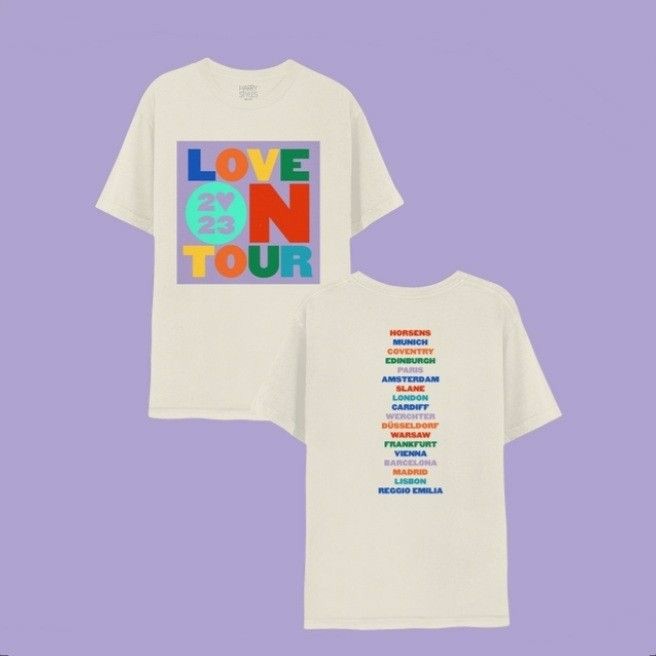 91HABITOMLIN's tweet photo. ♀️HARRY STYLES LOVE ON TOUR 2023 MERCH GIVEAWAY!!🙇🏻‍♂️

- 2 people win this set!!
- must be following
- must rt and like this tweet

Ends on 22th June International!! https://t.co/pM4SySPLEj