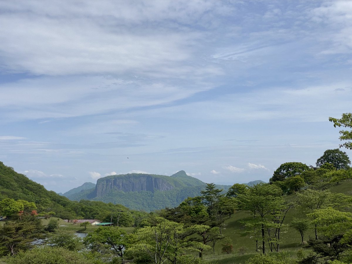 #荒船山 ⛰️と陽射しが戻って来ましたが 風も出てきています

#APC #イマソラ #キャンプ #佐久市