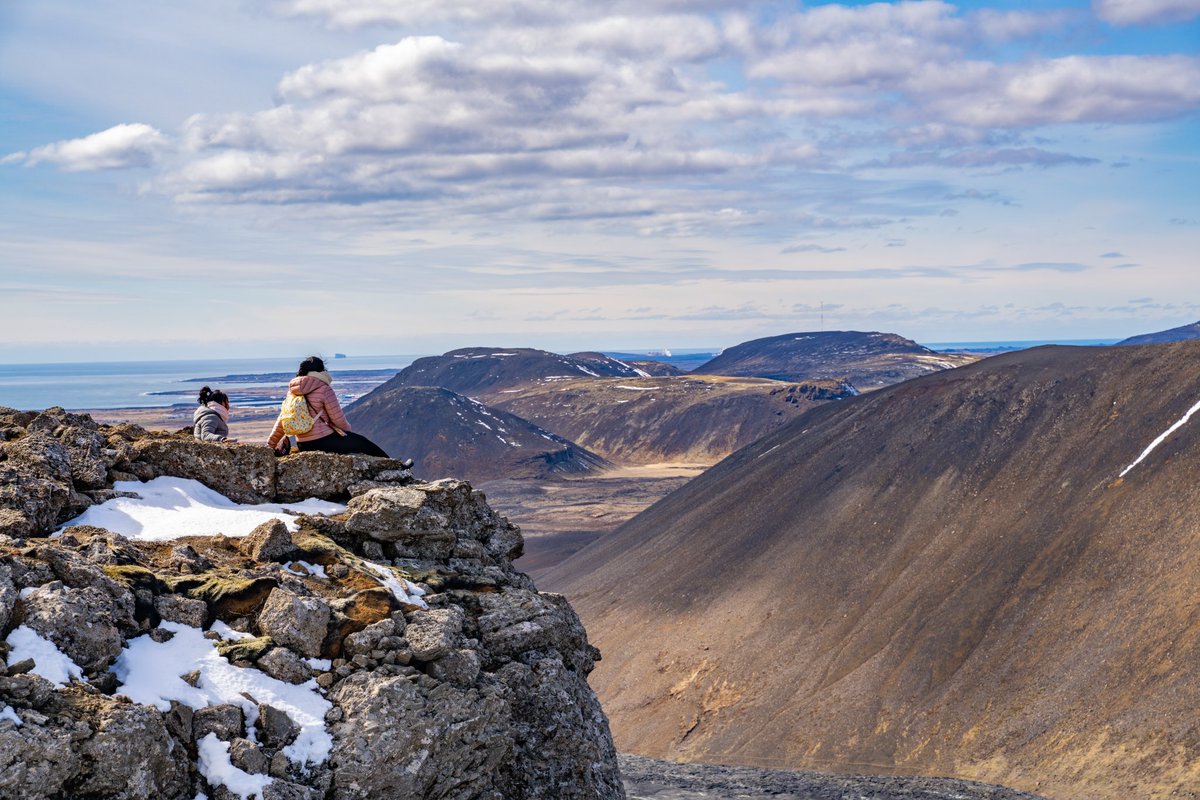 akramaslam's tweet photo. Eyjafjallajökull volcano lava field, a great place to have a family trek!
.
.
#iceland #familytime #guidetoiceland #jokulsarlon #icelandphotography #snaefellsnes #discovericeland #ig_iceland #reykjavik #faroeislands #icelandtravel #icelandtrip @Sony @NatGeoTravel https://t.co/uZP3IrtMWh
