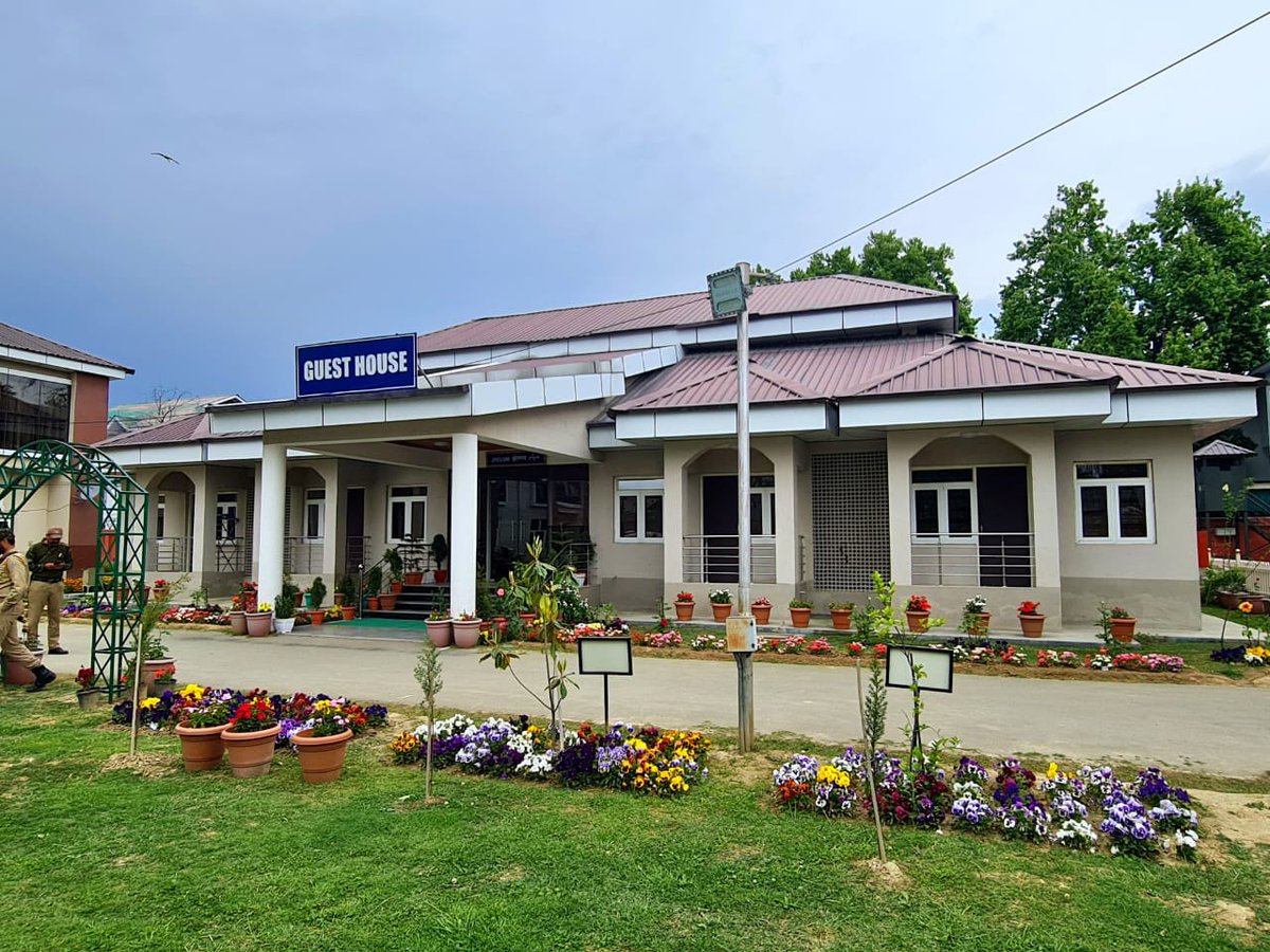 UCFDesignStudio's tweet image. Some pictures of the beautiful new Income Tax Office in #Srinagar. @IncomeTaxIndia