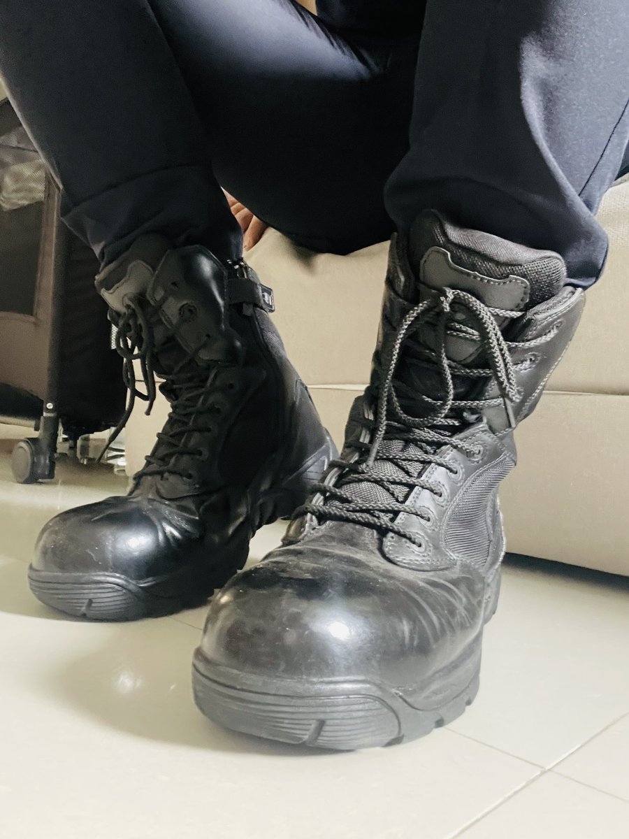 UL_fetish's tweet photo. 一穿boots 就硬了

#boots #fetishboots #bootsmen #blackboots #gaybots #horny https://t.co/rJ4HUvmxt6