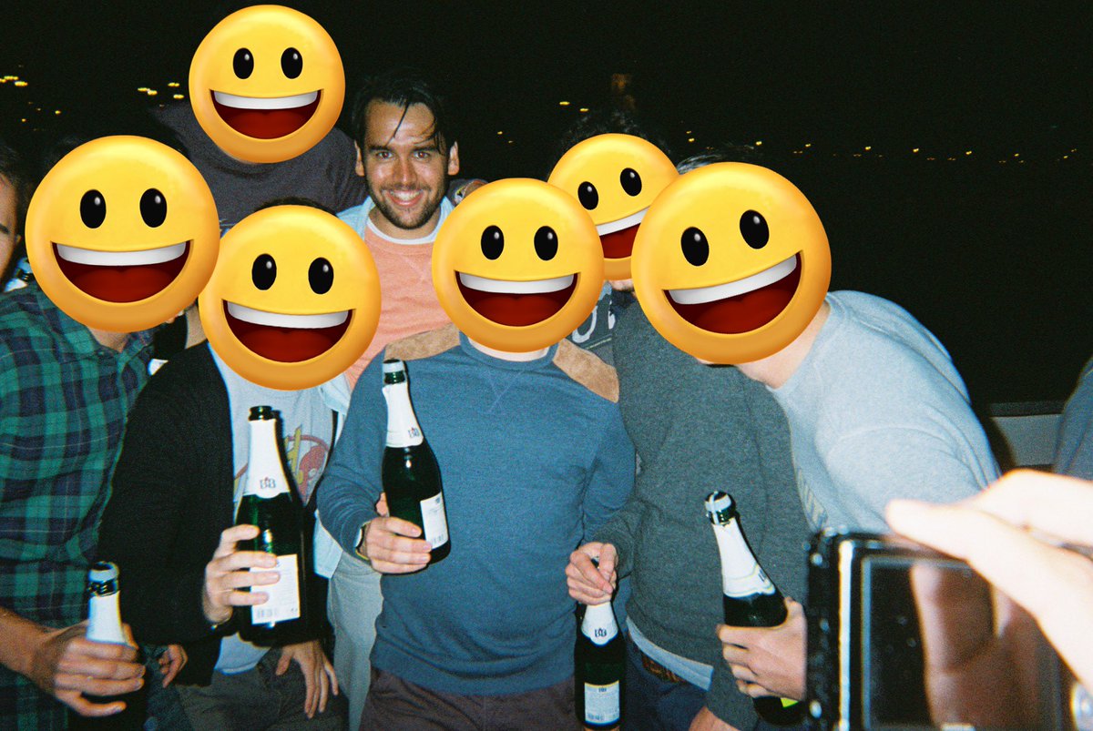 🚨 engagement farming tweet 🚨 

It’s my birthday today.

Here’s a pic of me at my peak.