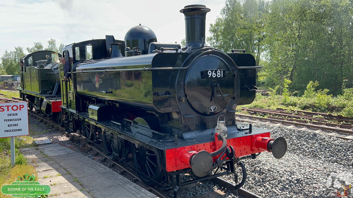 Down at Lydney Junction, after a very good run from Parkend. 5541 and 9681 are uncoupled from the train as they head off to head into the passing loop.

21st May, 2023.