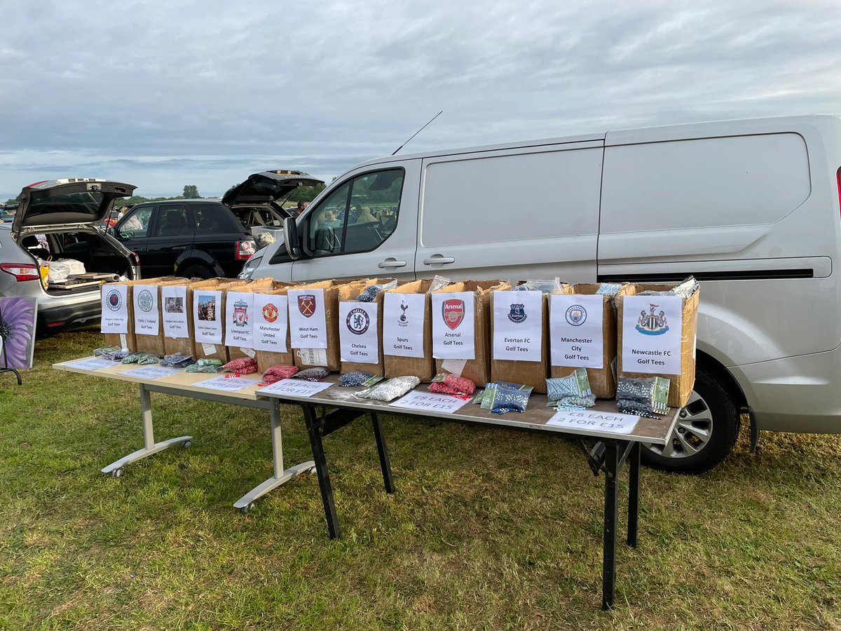 UnionJackTees's tweet photo. WE ARE ALL SET UP!! 

If you are near MANCHESTER, come to the National Car Boot Sales, we have our FULL range of Golf Tees ⛳️🏌️‍♂️

We have our 2 lovely Scottish John &amp; Nathan waiting to give you the Scottish charm 🏴󠁧󠁢󠁳󠁣󠁴󠁿 

#manchester #carbootsale #golftees #football https://t.co/ClGK9r4Nrf