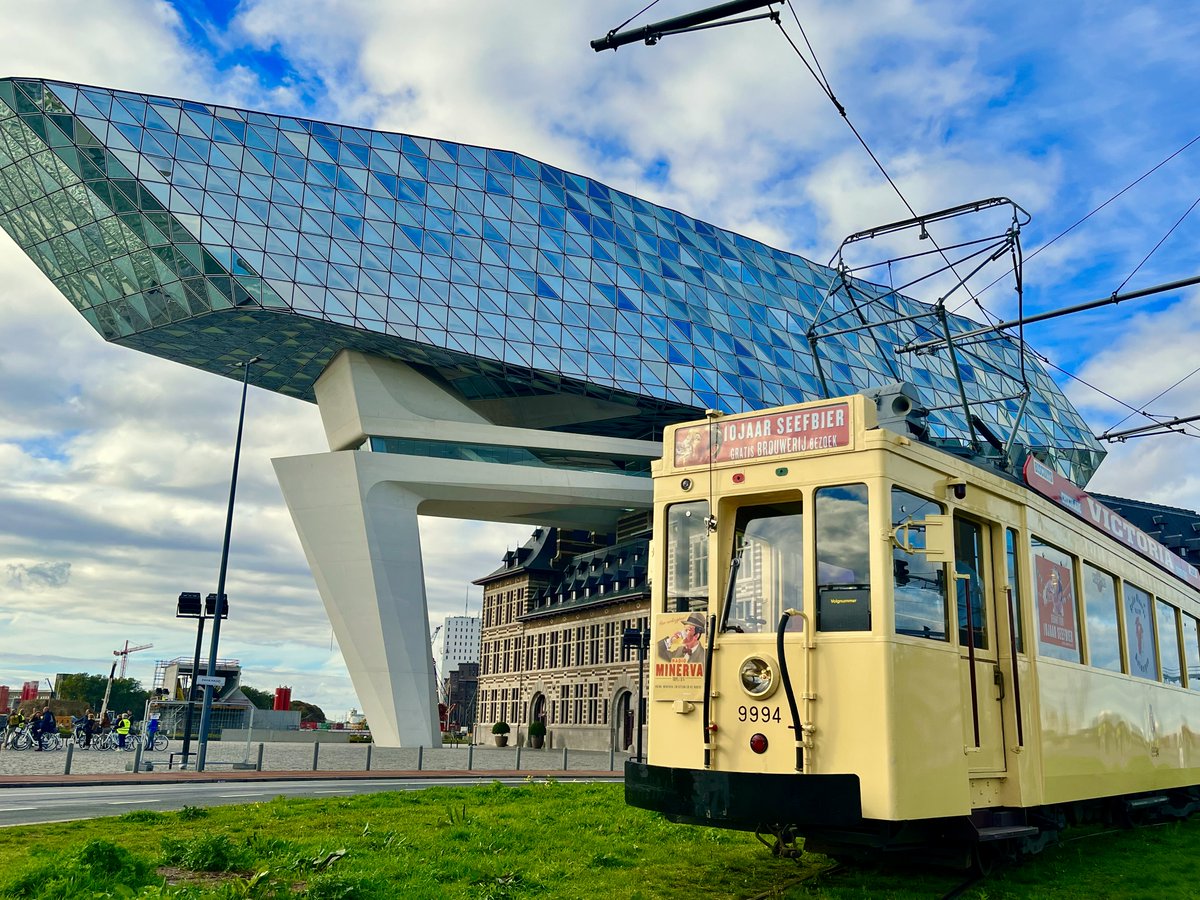 UNIEKE KANS VANDAAG:
150 JAAR TRAM in ANTWERPEN
ALLE trams die ooit hier gereden hebben, te bezichtigen + ritjes op het Eilandje. Terwijl je wacht Live muziek van <a href="/Radio_Minerva/">Radio Minerva</a> en event-bar met al onze bieren!
150jaartram.be/antwerpen

#bier <a href="/Visit_Antwerpen/">Visit Antwerpen</a> #antwerpen #seefbier