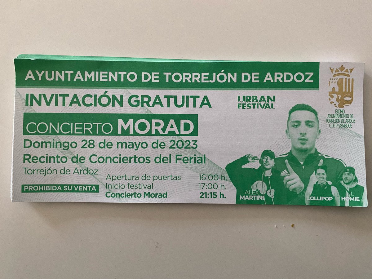 Si aún quieres disfrutar del #urbanfestival de #torrejondeardoz @fiestasdetorrejon los @araphajoes te regalan si si te regalan las que les quedan, a las 11:30 estaremos en nuestra caseta y regalaremos las que nos quedan, hasta fin de existencias se regalarán 2 por perso #araphas