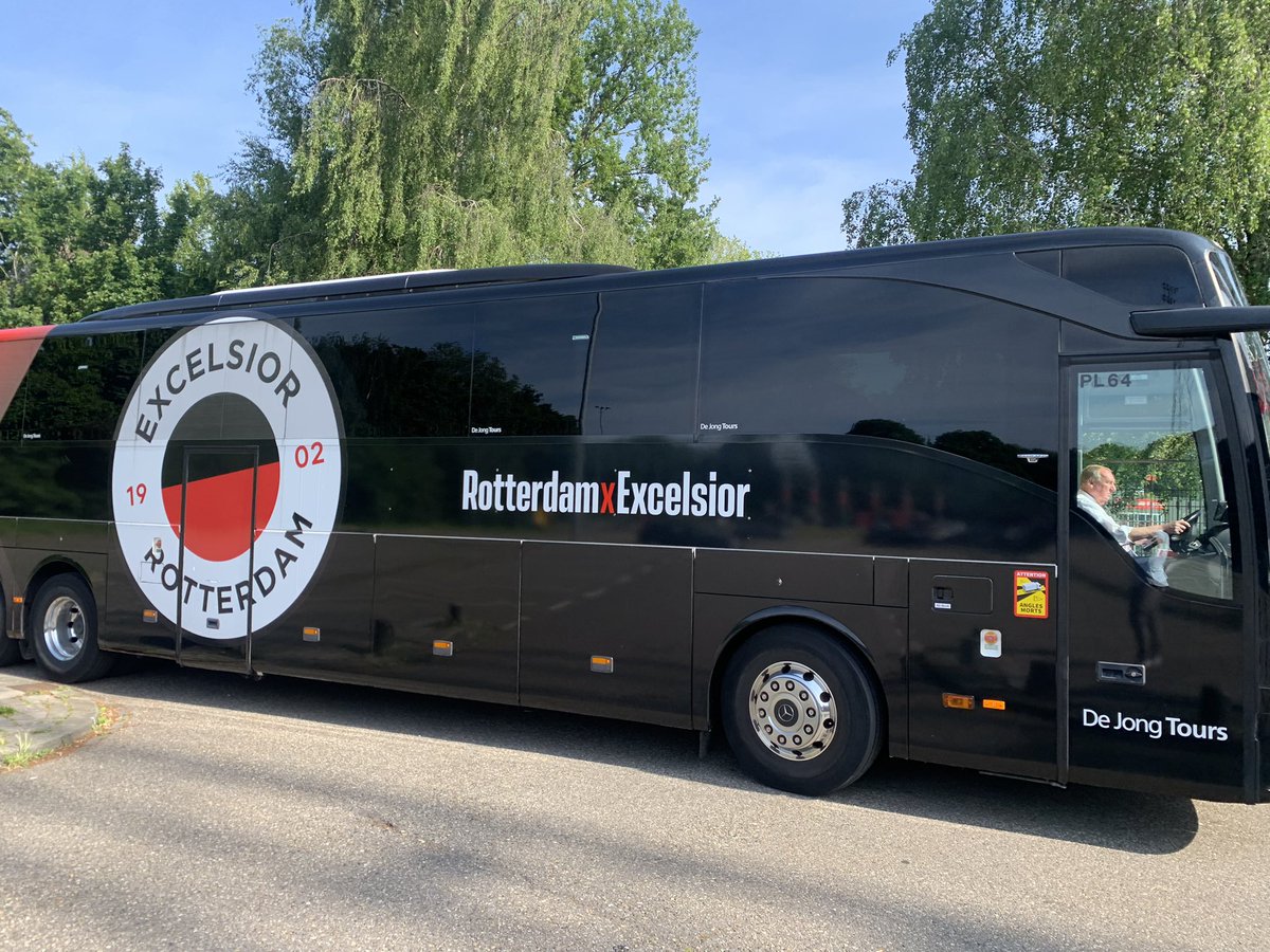 Marco van Lochem tweet media