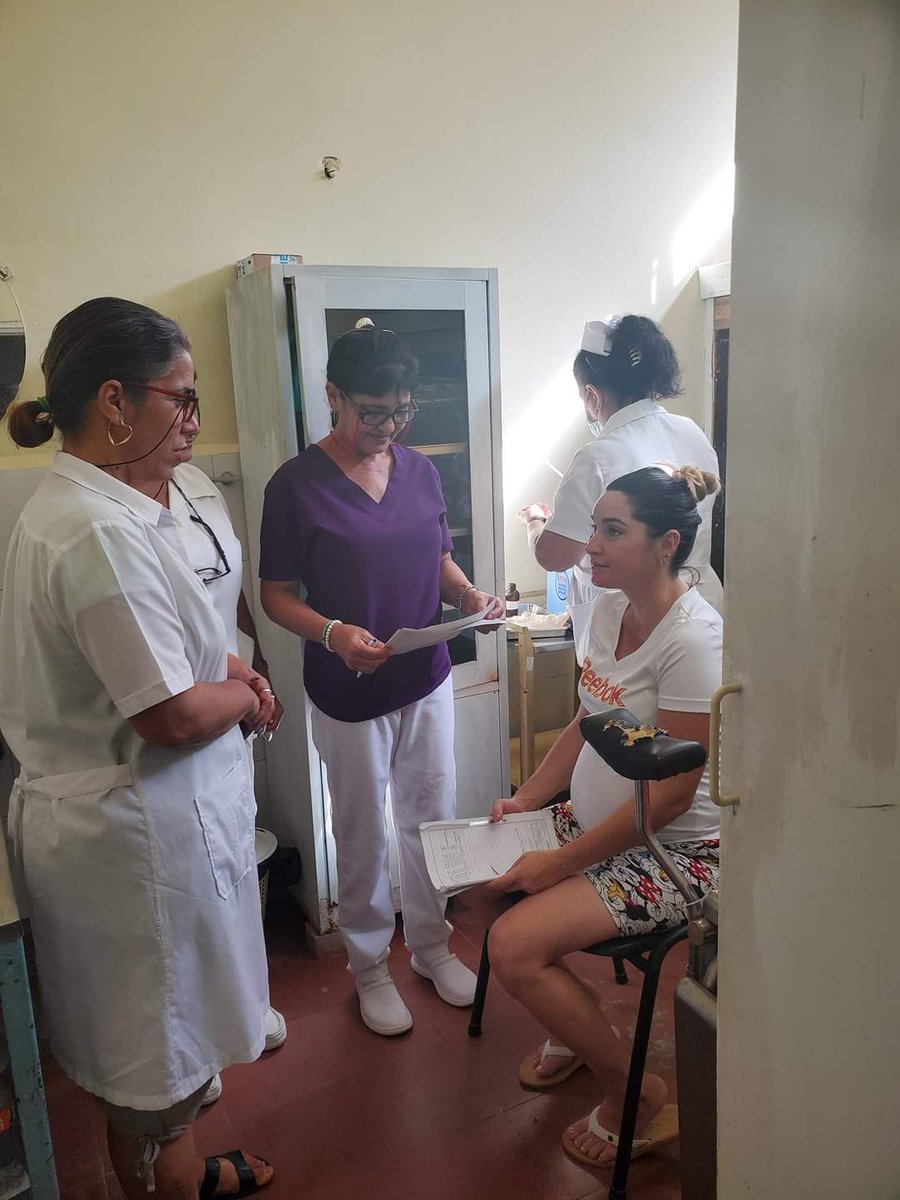 En el Hogar Materno Regional Justo Legon Padilla #PinardelRío continúa la vacunación antiCOVID-19 a gestantes. #CubaPorLaVida 🇨🇺