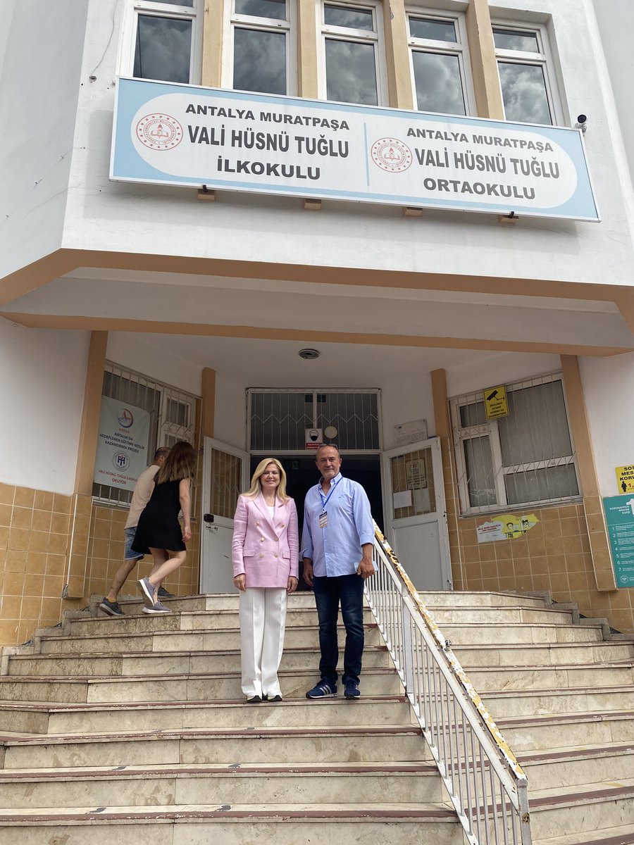 Oyumuzu kullandık.Canım Ülkeme ve eşsiz milletimize hayırlı uğurlu olsun.🇹🇷🇹🇷🇹🇷🇹🇷
#başlasıntürkiyeyüzyılı