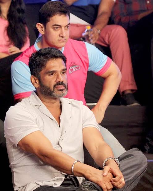 My Dream Crossover in a two heroes movie, what is your?

#AamirKhan and #SuneilShetty in an a #Bollywood movie.😎😎😎

@SunielVShetty @AKPPL_Official