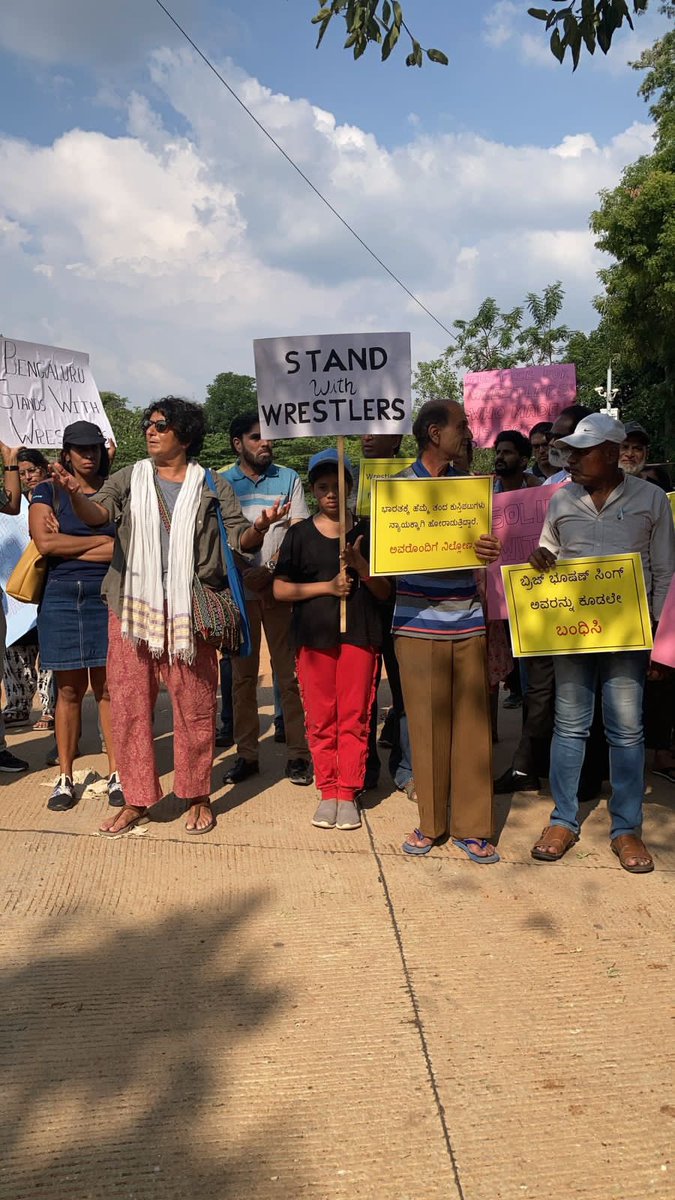 Writers, Athletes, Civil Societies From Bengaluru Stand In Support Of The Wrestlers | Wrestler's Protest 88 Teesta Setalvad on Twitter: "Protest successful in Bengaluru! Reeth Abraham (Arjuna Award Winner, Athlete), Nisha Millet (Swimmer, Arjuna Award Winner), Sharda Urgha (Cricker Sports Writer) #JailForCitizens #NewParliamentBuilding #WrestlerProtest ...