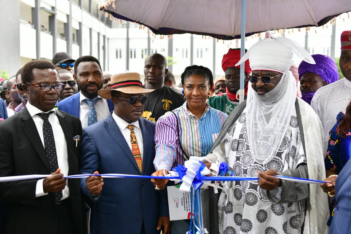 Emir Of Kano Commissions 140-bed World-class Hospital In Cross River leadership.ng/emir-of-kano-c…