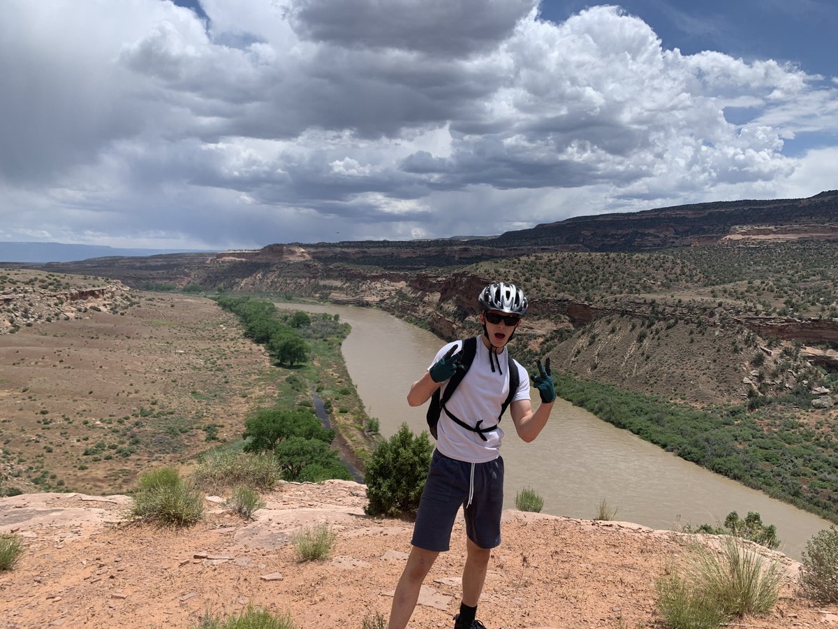 I'd heard MTB riding in Fruita, Colorado is top notch, finally rode it yday w my 15 y/o son.

Kokopelli Loops rides along the Colorado River.  Beautiful.  ngl, some sections def beyond my skill level.

Best part desert is blooming.

Moab today.  Kinda scared 😱

#colorfulcolorado