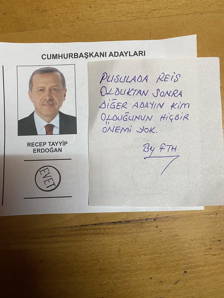 by__fth's tweet photo. Dualarımızda yer verdiğimiz ADAM’a oyumuzu da verdik çok şükür.
#OyveÖtesi
#RecepTayyipErdoğan https://t.co/aw9OtLrTMN