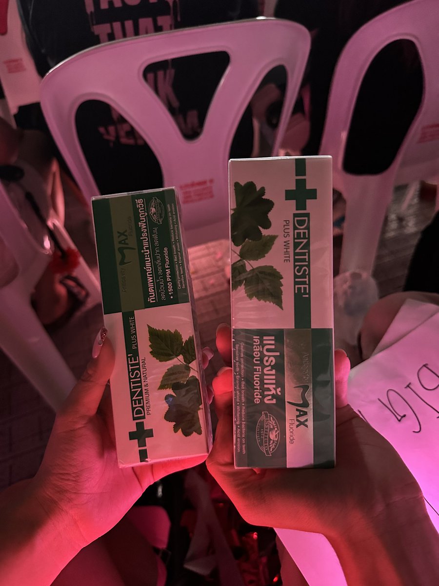 toeii01's tweet image. ฮือ แต้มบุญหมดละ ชีเห็นชั้นและพี่เอาเดนทิสเต้ขึ้นมา 😭😭
#BORNPINKinBANGKOK #BORNPINKENCOREinBANGKOK