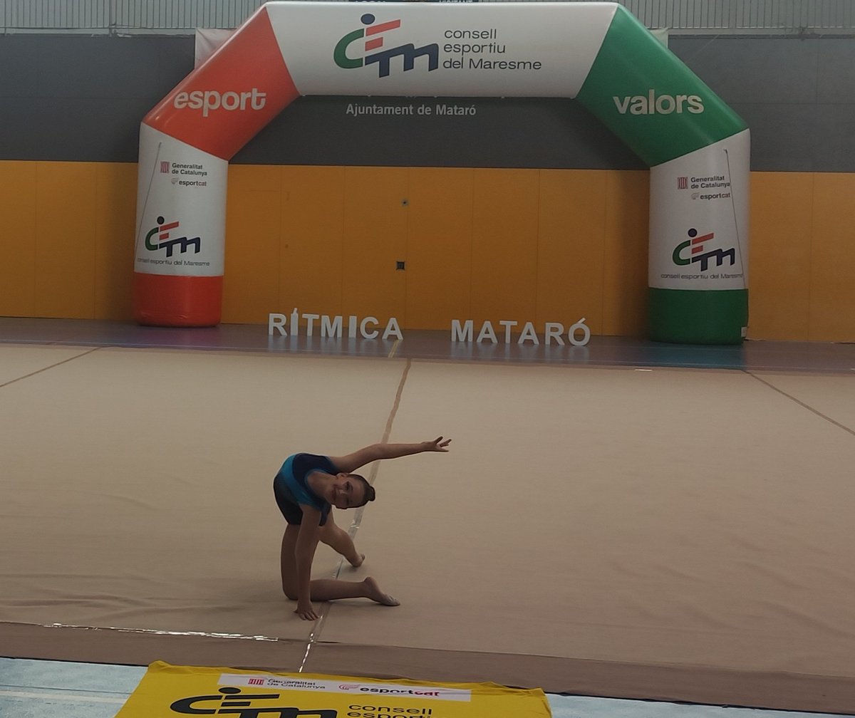 CEMaresme's tweet photo. Aquest matí al poliesportiu Euskadi de @matarocat hem celebrat la final comarcal de rítmica dels #JEEC al #Maresme.
Darrera jornada d'esport individual d'aquest curs, https://t.co/ENS8hMSDlw