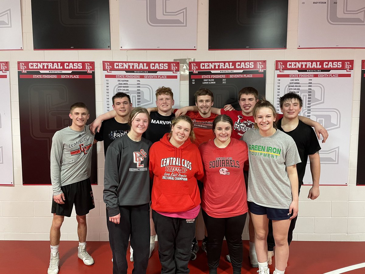 SquirrelsWrest1's tweet photo. Today is the day day we officially say goodbye to this amazing group of seniors as they graduate from Central Cass. We wish you nothing but the best in all that you do as you move forward to the next chapter of your life. Thanks for the memories! #SquirrelPride https://t.co/ALlyarUnzu