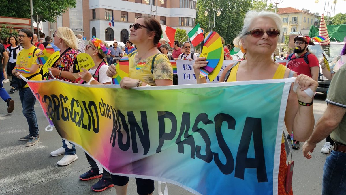 AmnestyPiemonte's tweet photo. NOVARA PRIDE
Sabato 27 maggio 2023 a #Novara
Eccoci!
Attivati anche tu con @AmnestyNovara. 
Manda una mail a: gr046@amnesty.it 

#hounorgogliochenonpassa
@amnestyitalia @novarapride2019 @NovarArcobaleno https://t.co/rYesZ0vJTs