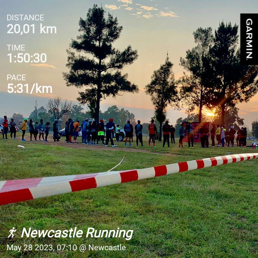 fikstar's tweet photo. 20km morning run
We are all for one and one for all, united we stand divided we fall..
#RunningWithSoleAC
#IPaintedMyRun
#FetchYourBody2023
#uhurustriders
#proudmemberofuhurustriders https://t.co/rFbntPXNvx