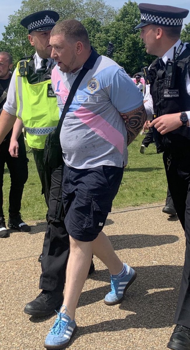 Ben Lawrence from Patriots of Britain was arrested today after being violent at the "Let Women Speak" Posie Parker demo in Hyde park today.

He was also on the Anti-LGBT side at the Honor Oak demo yesterday, despite GCs claiming he is a "TRA"