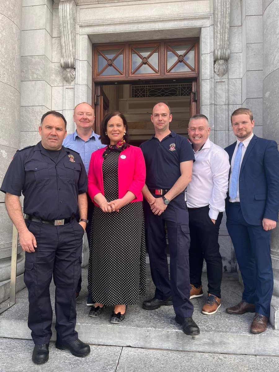 Donnchadh Ó Laoghaire (@donnchadhol) on Twitter photo Great to meet Cork City Firefighters with <a href="/MaryLouMcDonald/">Mary Lou McDonald</a> on Friday and to hear about the campaign to reopen Ballincollig Fire station.
<a href="/CorkSinnFein/">Sinn Féin Chorcaí</a> will continue to back the firefighters @eolanryngsf 🚒 🚒 🚒 Great to meet Cork City Firefighters with <a href="/MaryLouMcDonald/">Mary Lou McDonald</a> on Friday and to hear about the campaign to reopen Ballincollig Fire station.
<a href="/CorkSinnFein/">Sinn Féin Chorcaí</a> will continue to back the firefighters @eolanryngsf 🚒 🚒 🚒