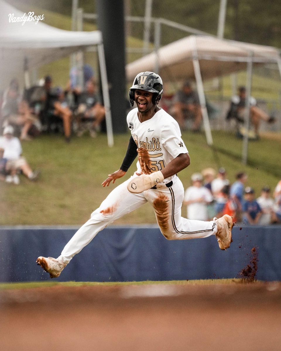 VandyBoys's tweet photo. One more.

#VandyBoys | #AnchorDown https://t.co/oDgerM8a8y