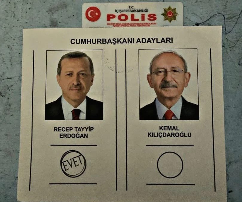 Güvenlik güçleri, Kaftancıoğlu’nun dün paylaşıp sildiği hakaret içerikli tweetine tepki gösteriyor.